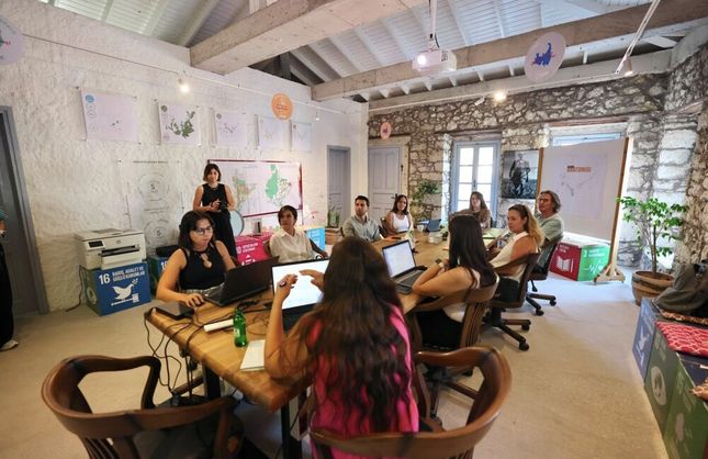 Çeşme, adını aldığı tarihi çeşmelerine yeniden kavuşuyor