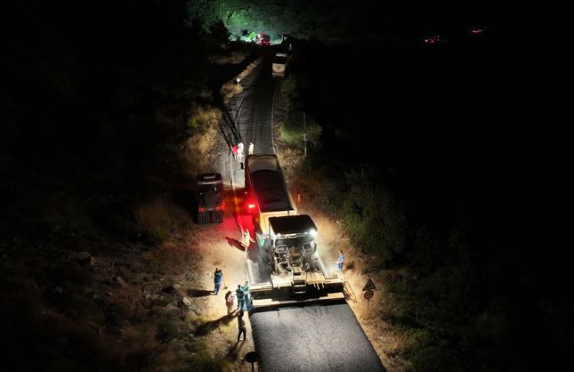 Efes Selçuk’ta yol seferberliği: 13 kilometrelik Zeytinköy Yolu yenileniyor
