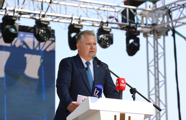 Urla’da Geleneksel Bağbozumu Şenlikleri başladı: Başkan Balkan’dan tarım arazisi mesajı