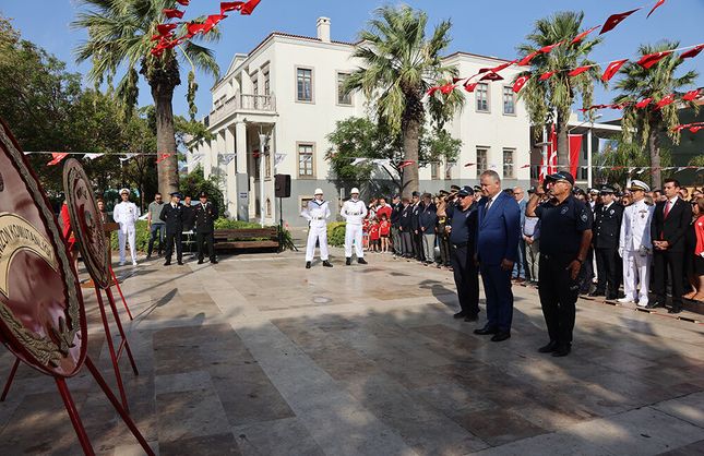 Urla’da 30 Ağustos coşkusu: Zafer Bayramı törenlerle kutlandı