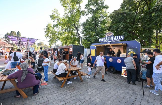 95. İzmir Enternasyonal Fuarı’nda gastronomi şöleni: Gıda Alanı ziyaretçilerden tam not aldı