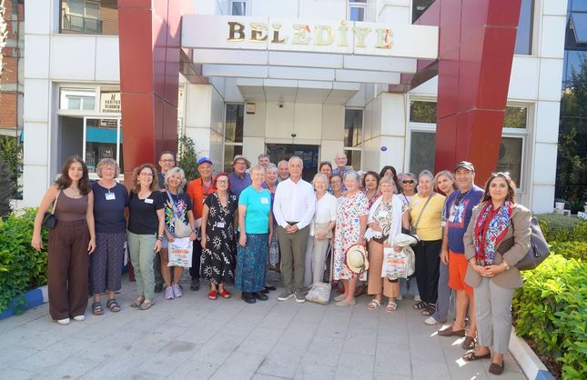 Seferihisar'daki belediyecilik projeleri yabancı heyetten tam not aldı