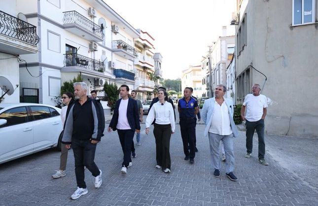 Çeşme’de kış hazırlığı: Başkan Denizli mahalleleri sahada inceledi