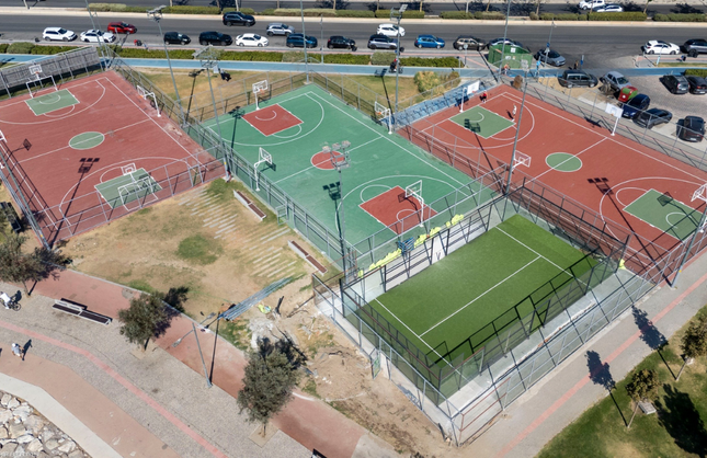 Bostanlı’daki iki padel kortunda sona gelindi