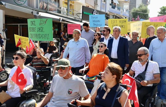 Buca’da Dünya Barış Günü’nde anlamlı etkinlik
