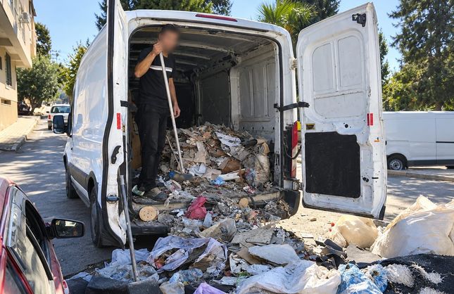 Buca’da kaçak moloz alarmı! 7 gün 24 saat denetim başladı