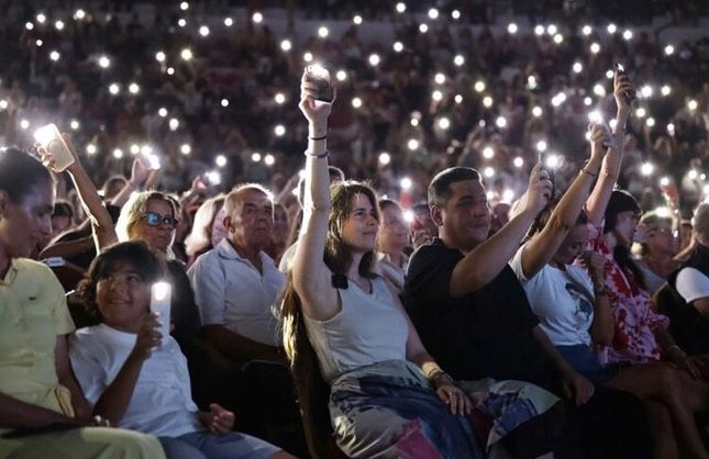 Çeşme Festivali coşku dolu iki günün ardından sona erdi