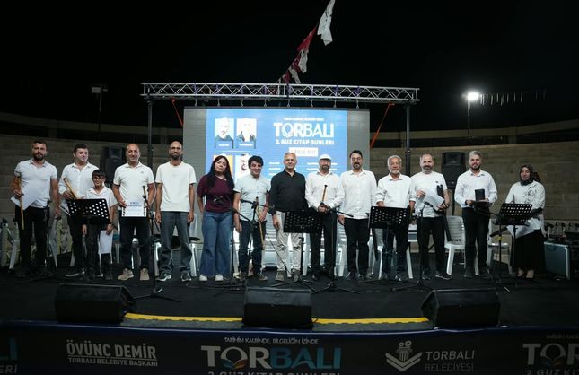 Torbalı’da Güz Kitap Günleri coşkusu sürüyor: Kitap, sanat ve sohbet bir arada