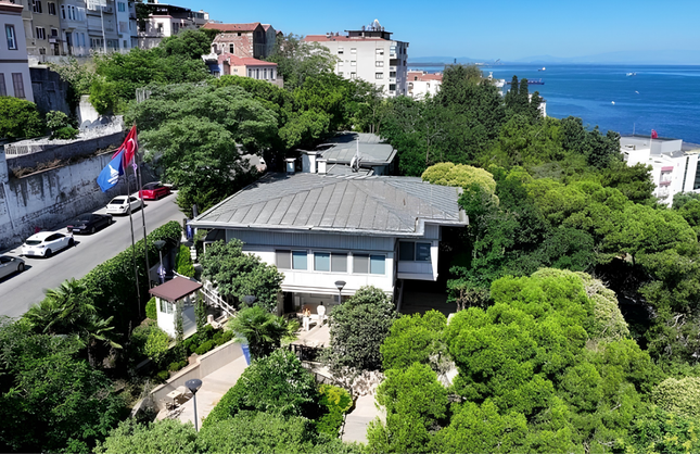 İzmir’in simge yapısı Şato, 70 yıl sonra yeniden buluşma noktası oldu