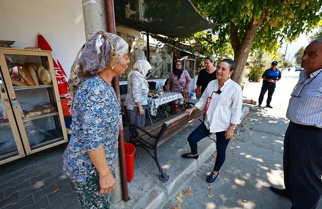 Efes Selçuk’ta 14 Mayıs Mahallesi’nde yeni proje: 100. Yıl Parkı çevresi ağaçlandırılacak