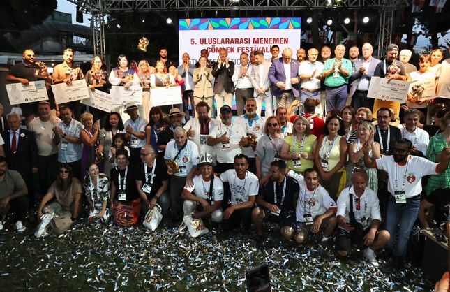 Üç gün süren 5. Uluslararası Menemen Çömlek Festivali'nde görkemli final