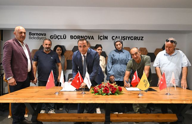 Bornova'dan Sağlık Destek Kart ile yaşlılara büyük destek