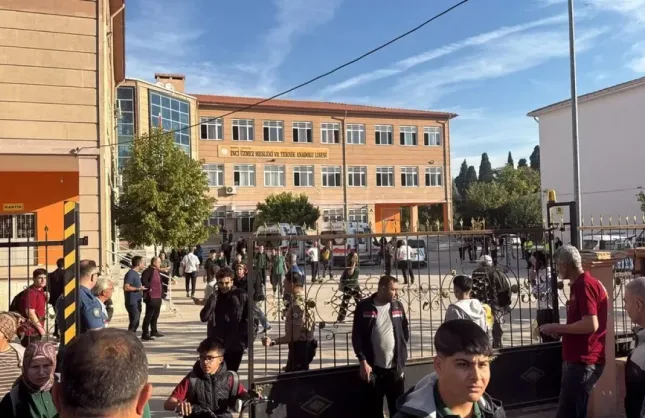 İzmir’de Turgutlu hüznü: Konak, Karabağlar ve Bayraklı’da etkinlikler iptal edildi