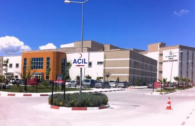 Urla Devlet Hastanesi büyüyor: 99 yataklı ek bina için ihale süreci başladı