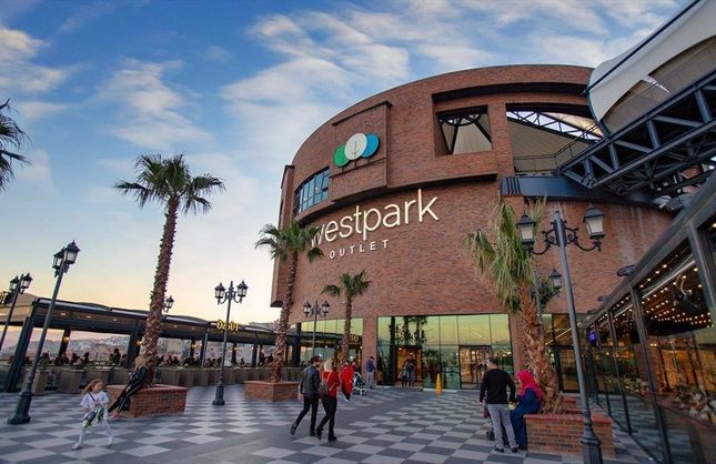 İzmir’de Garaj Günleri başladı! Westpark Outlet’te alışveriş fırsatları ziyaretçileri bekliyor