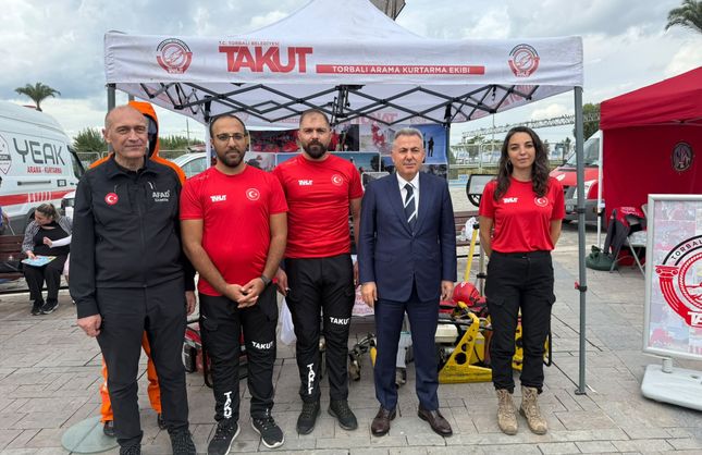 İzmir’de TAKUT farkı: AFAD sistemine entegre olan ilk belediye ekibi oldu
