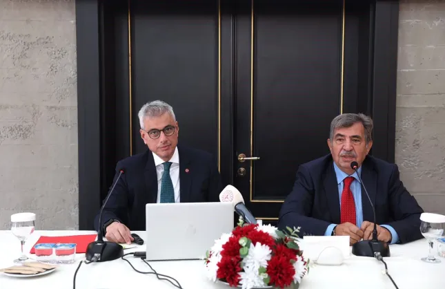 Sağlık Bakanı Memişoğlu açıkladı: Evde sağlık hizmetlerinde İzmir pilot iller arasında