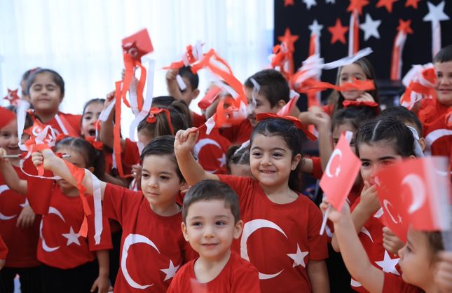 Cumhuriyet coşkusu Konaklı miniklerin kalbinde yankılandı