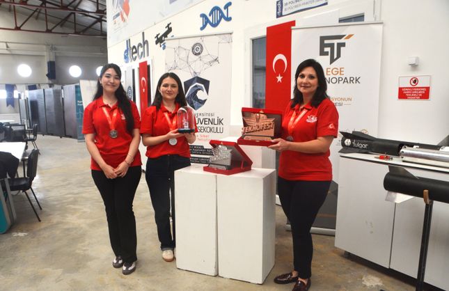 Ege Üniversitesinden TEKNOFEST’te çifte başarı: Yerli aşı projesine iki ödül