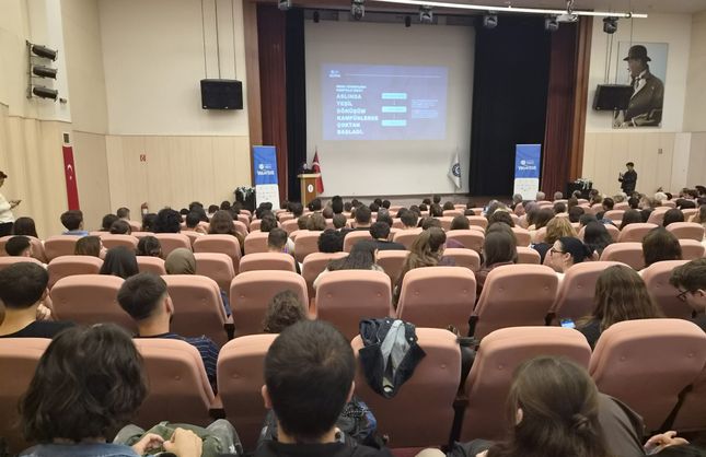 Ege Üniversitesi’nde COP31 için gençlerden iklim seferberliği