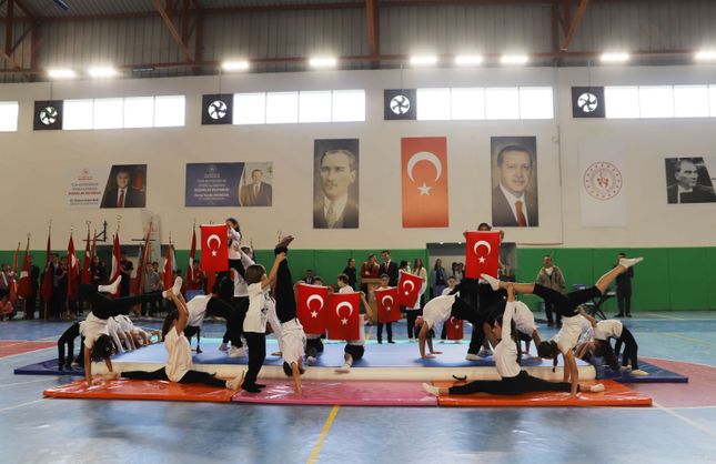 Bayındır’da Cumhuriyet’in 103. yılı törenlerle kutlandı