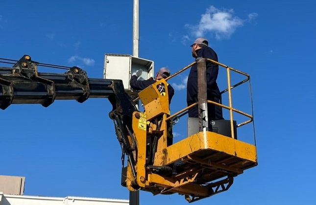 Menderes’te parklara güvenlik takviyesi: Kameralar tek tek yenileniyor