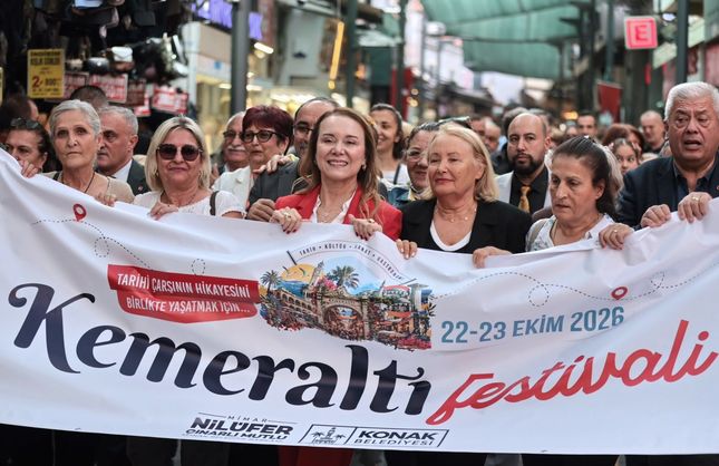 Kemeraltı Festivali başladı! Başkan Mutlu: İzmir’in en büyük zenginliği