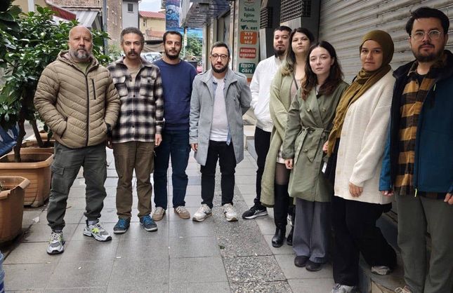 İzmir’de Manşetiz’de çalışan 12 gazeteci işten çıkarıldı