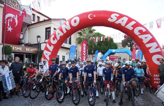 Veloturk Gran Fondo Çeşme’nin 10’uncu yılında 809 sporcu pedal çevirdi