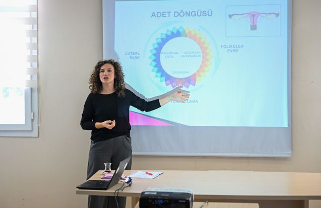 Bornova’da kadın sağlığı semineri düzenlendi