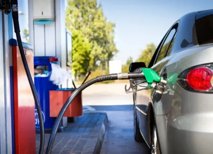 Akaryakıta gece yarısı zammı: Motorin 86 TL’yi aşacak