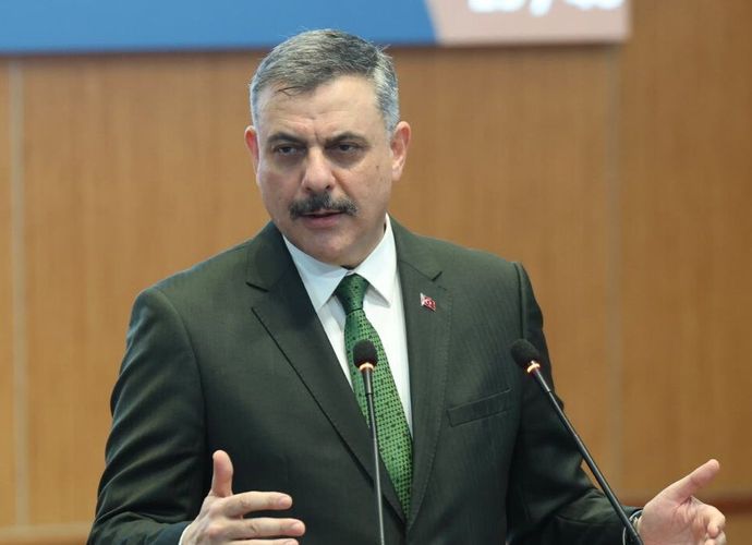 Bakan Çiftçi, hayvanseverleri barınaklardan hayvan sahiplenmeye davet etti