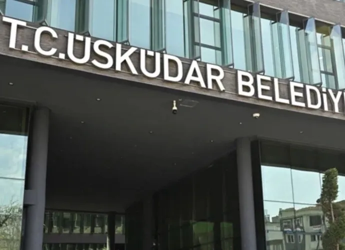 Üsküdar Belediyesi’ne operasyon! İki başkan yardımcısı gözaltında