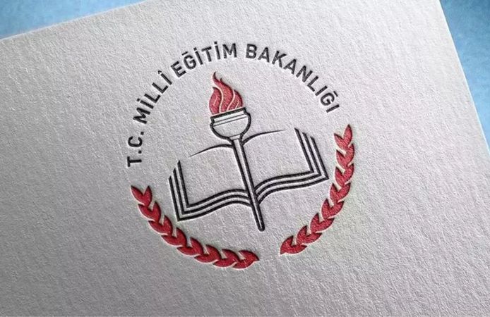 MEB'den yeni düzenleme: Yabancı öğretmenlere Türkçe yeterlilik şartı getirildi