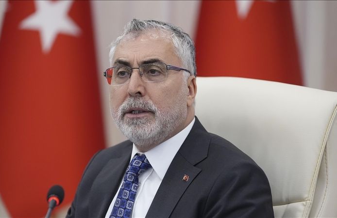 Bakan Işıkhan: Kadın işsizlik oranı 13 yılın en düşük seviyesine geriledi