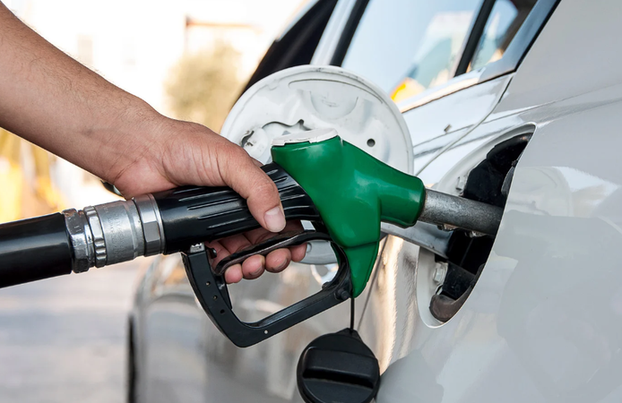 Akaryakıta indirim geldi: Benzin, motorin ve LPG fiyatları güncellendi!