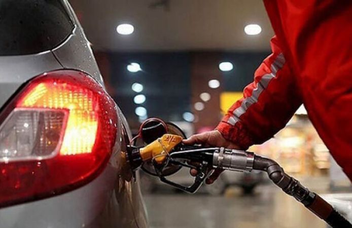Akaryakıtta indirim beklentisi: Motorin fiyatlarında salı günü düşüş gündemde