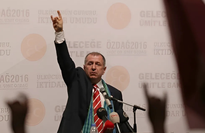 Silah bırakma görüntülerine Ümit Özdağ'dan sert tepki