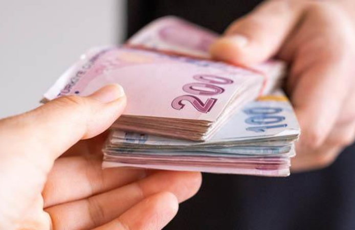 Her 2 kişiden biri bankalara borçlu: Bireysel borçlar 5,7 trilyon TL’ye dayandı