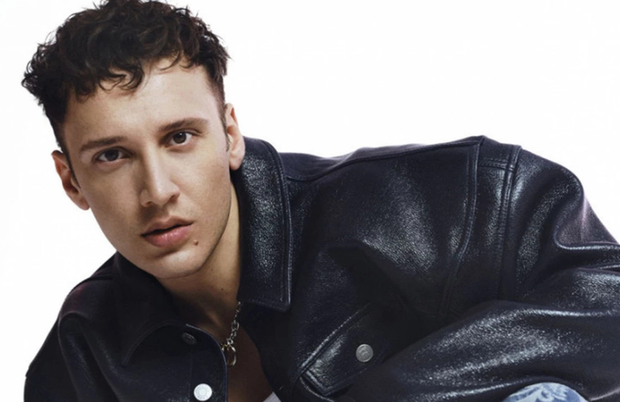 Ünlü şarkıcı Edis yasaklı madde soruşturması kapsamında serbest bırakıldı