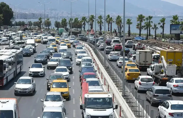 EGM uyardı: Bayramda yola çıkmadan önce bunlara dikkat