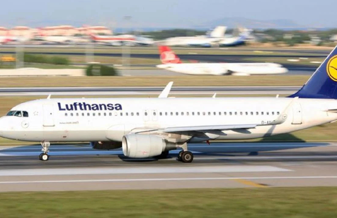 Lufthansa grevi uçuşları durdurdu: 800 sefer iptal, 100 binden fazla yolcu etkilendi