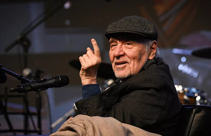 Ünlü tarihçi İlber Ortaylı hayatını kaybetti