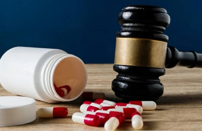Yargıtay’dan emsal SGK kararı: “Akıllı ilaçlarda kolay geri ödeme dönemi sona erdi”