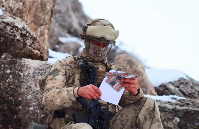 Samsunlu öğrencilerin mektupları Şırnak’taki komandoların yüreklerini ısıttı