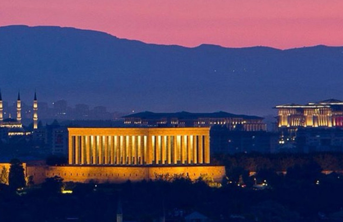 NATO’dan Anıtkabir paylaşımı: “Zirveye 100 gün kaldı”