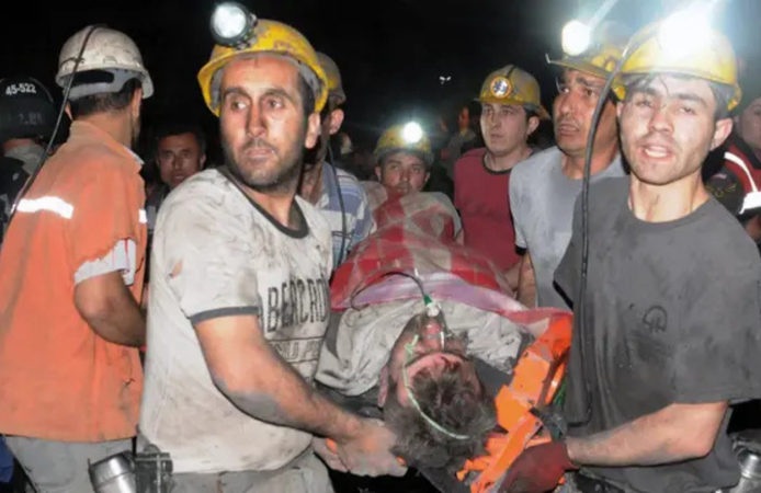 Soma maden katliamı davasında kritik karar: Zamanaşımı gerekçe gösterilerek kamu görevlilerinin davası düşürüldü