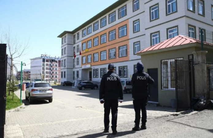 Bakanlık'tan 81 ile genelge: Okullarda yeni dönem başladı