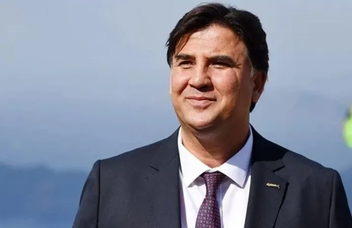 Fethiye Belediye Başkanı Alim Karaca silahlı saldırıya uğradı
