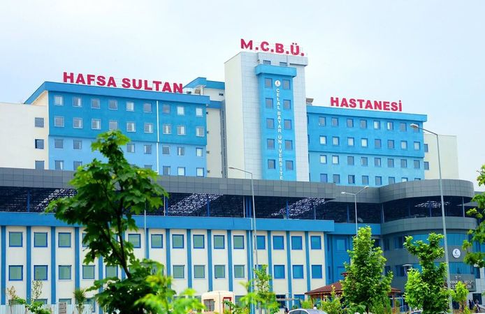 Celal Bayar Üniversitesi’nde ‘bıçak parası’ iddiası: Doktor tutuklandı